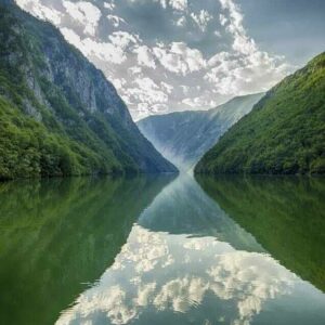 Krstarenje Drinom BROD PERUĆAC