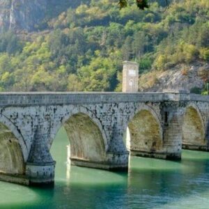 Krstarenje Drinom BROD PERUĆAC