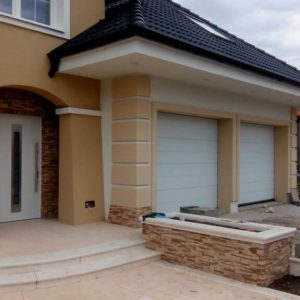 AENA S – GARAŽNA VRATA