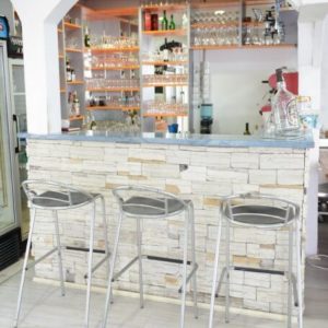 Sala za venčanje i apartmani SPLAV GUSAR NA DUNAVU