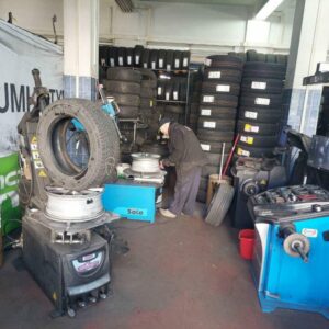 Trgovina i vulkanizer ALEKSANDAR F1 Beograd