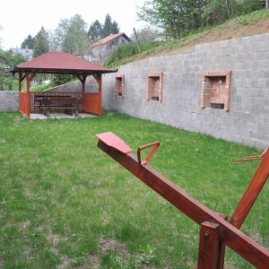 RESTORAN I SMEŠTAJ “MINES VRDNIK“