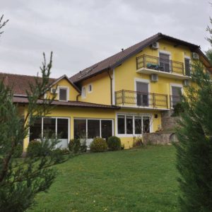 RESTORAN I SMEŠTAJ “MINES VRDNIK“