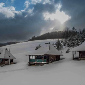 Etno brvnare Zlatibor – Etno Selo Boškova Voda, odmor u prirodi