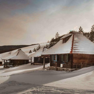 Etno brvnare Zlatibor – Etno Selo Boškova Voda, odmor u prirodi