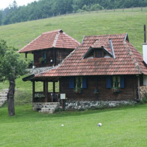 Etno brvnare Zlatibor – Etno Selo Boškova Voda, odmor u prirodi