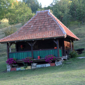 Etno brvnare Zlatibor – Etno Selo Boškova Voda, odmor u prirodi