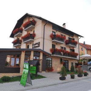 VILA JELENA – Apartmani Zlatibor