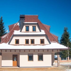 Vila TRI SRCA OSLUŠA – planina Tara
