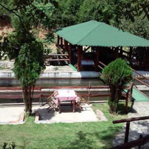 Kafana „Žubor vrela“ Lisine