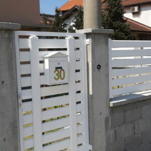Izrada i montaža pvc ograda Novi Karlovci