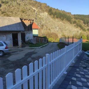 PVC Ograde i lamperija visokog kvaliteta Trstenik