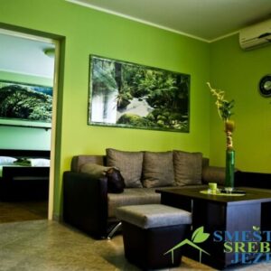 Vila El Barco – Apartmani i restoran Srebrno jezero