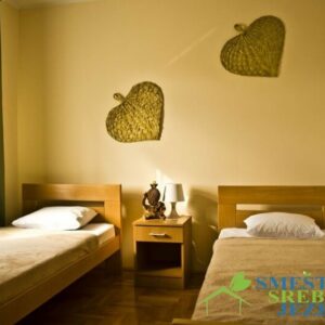 Vila El Barco – Apartmani i restoran Srebrno jezero