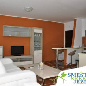 Vila El Barco – Apartmani i restoran Srebrno jezero