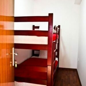Vila El Barco – Apartmani i restoran Srebrno jezero