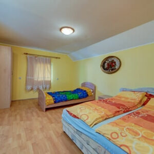 Na Prodaju Etno selo GARAŠKE BREZE – Arandjelovac