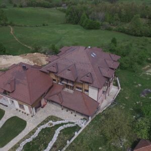 PRODAJA HALE I HOTELA