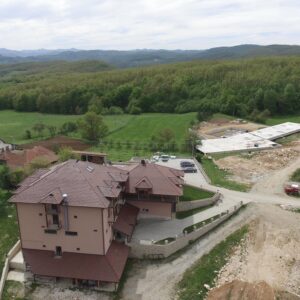 PRODAJA HALE I HOTELA