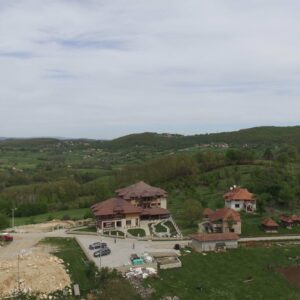 PRODAJA HALE I HOTELA