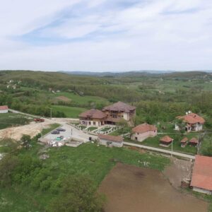 PRODAJA HALE I HOTELA