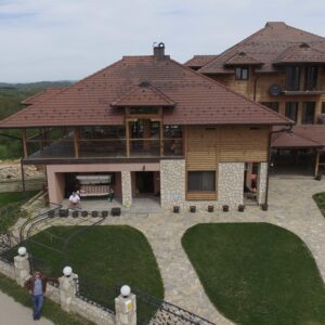 PRODAJA HALE I HOTELA