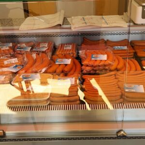 Prerada mesa, kobasice nemačke i austrijske VRELO PRODUKT Šetonje