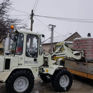 Usluge telehenderom usluge viljuškara Novi Sad V&S TIM