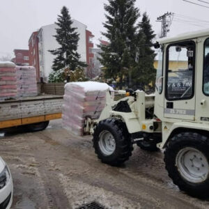 Usluge telehenderom usluge viljuškara Novi Sad V&S TIM