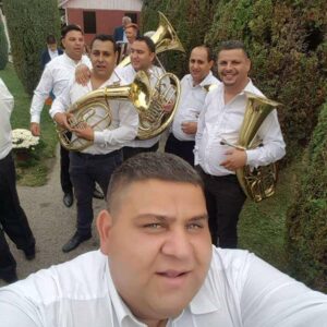 Trubački orkestar Dragana Jovanovića Guča
