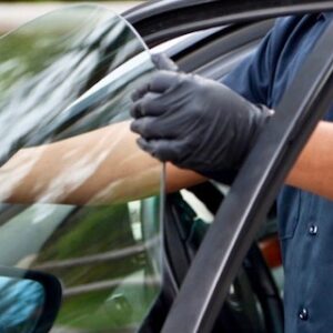 Ugradnja svih vrsta stakala SZTR RR Glass Pančevo