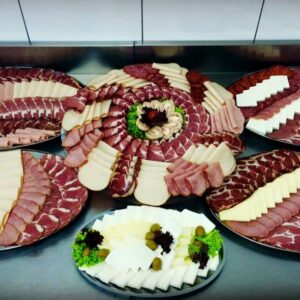 Restoran i prenoćište SUNČANO JEZERO Mladenovac
