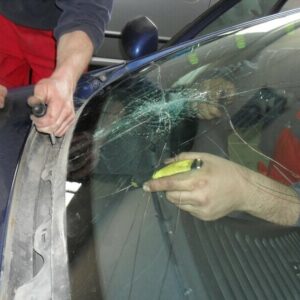 Popravka i zamena auto stakala Čačak SMS GLASS