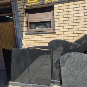 Izrada spomenika, kamenorezačka radnja VKR SIMIĆI Šabac